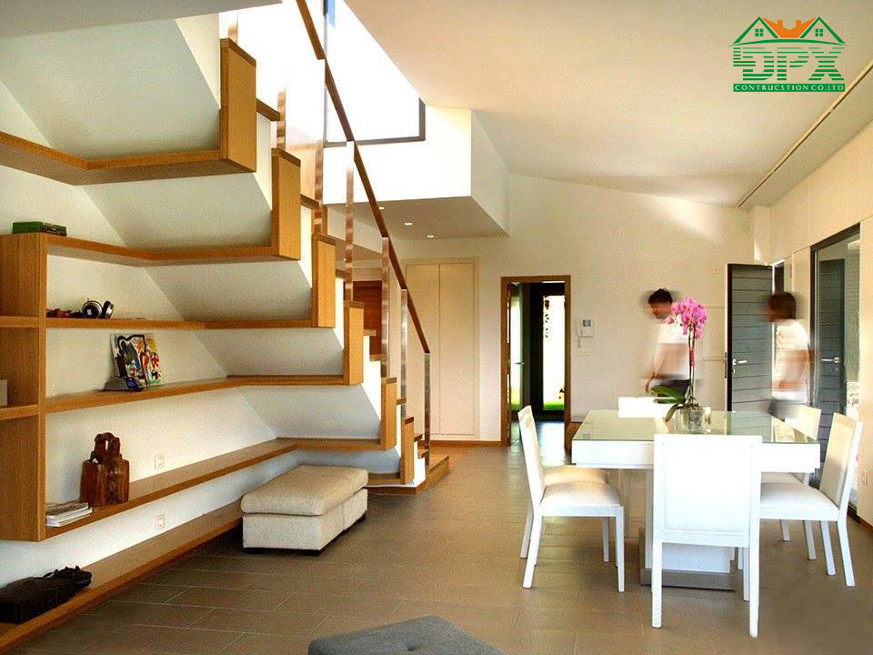 Thêm kệ trang trí cho không gian trở nên ấm cúng hơn